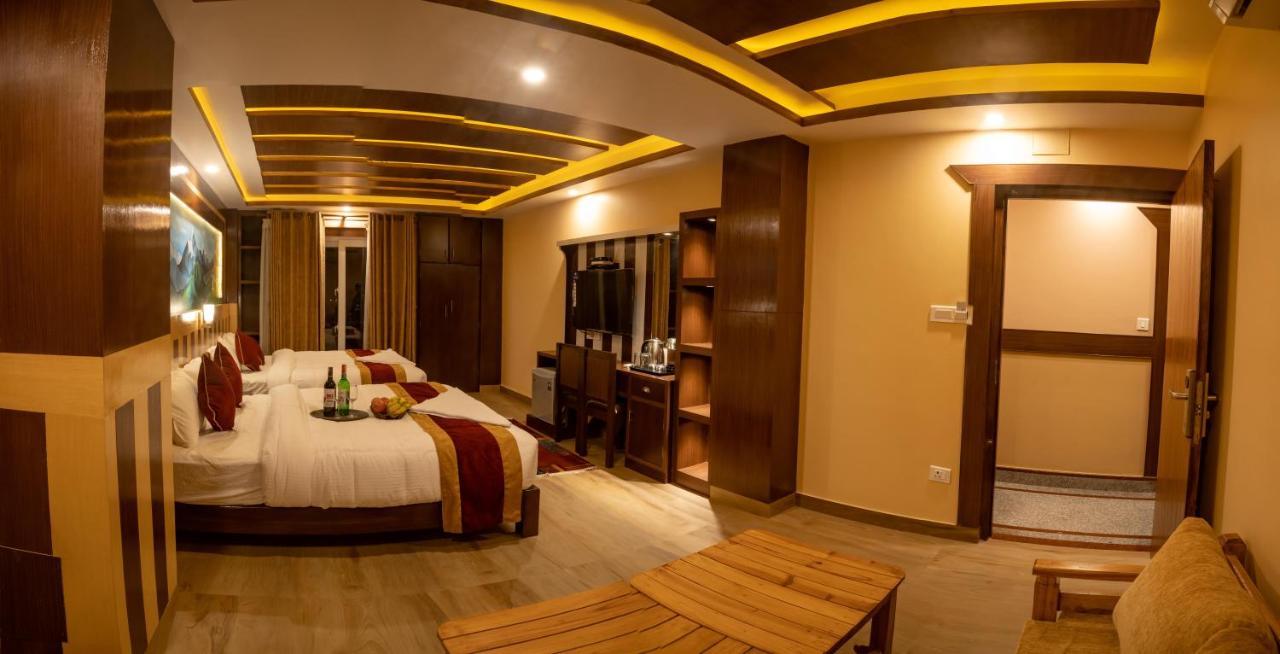 Hotel Satkar Pvt Ltd Ποκάρα Εξωτερικό φωτογραφία